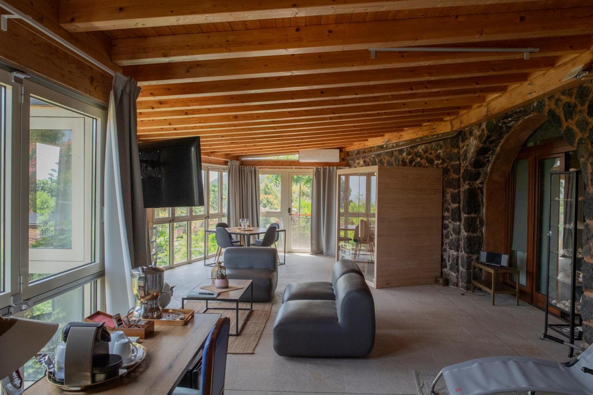 Tenuta Santa Tecla Ачиреале Экстерьер фото