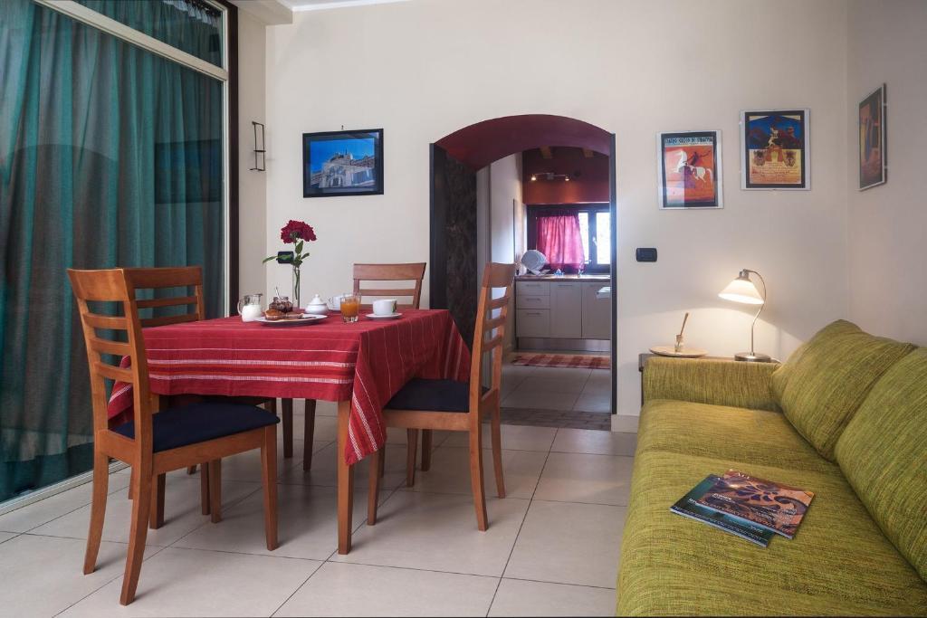 Tenuta Santa Tecla Ачиреале Экстерьер фото